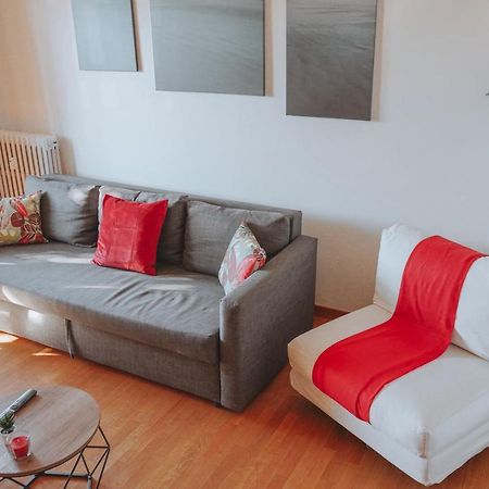 Апартаменти 10 Min From The Airport-Wifi-Free Parking Samarate Екстер'єр фото